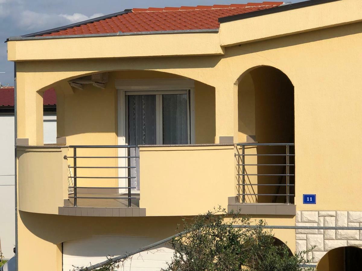 Casa Rada Διαμέρισμα Vir Εξωτερικό φωτογραφία