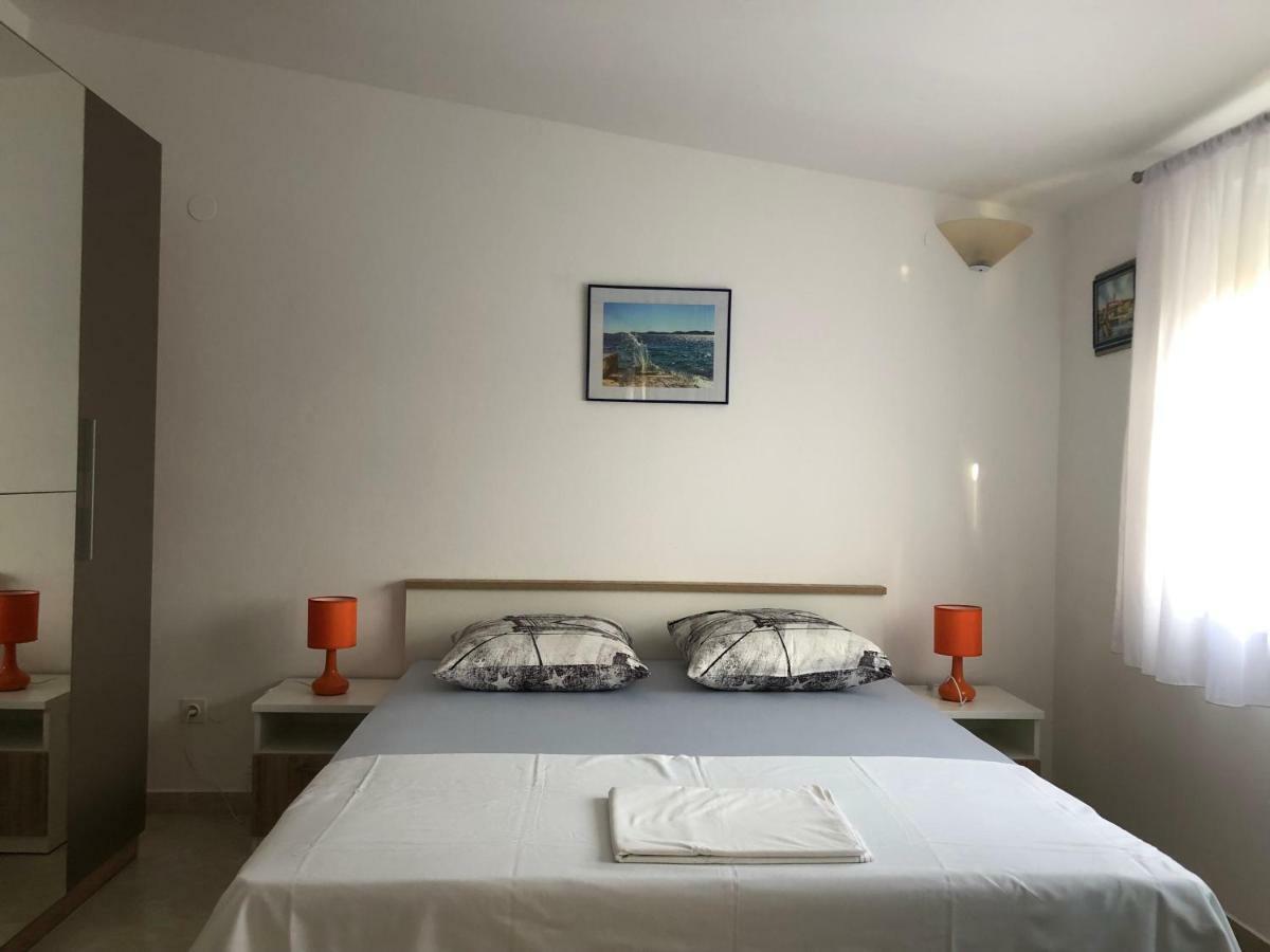 Casa Rada Διαμέρισμα Vir Εξωτερικό φωτογραφία