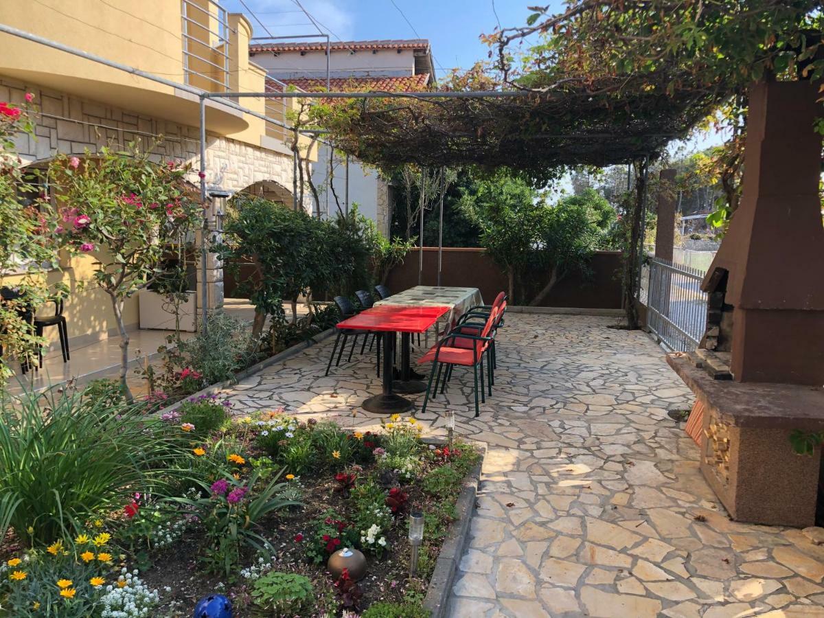 Casa Rada Διαμέρισμα Vir Εξωτερικό φωτογραφία