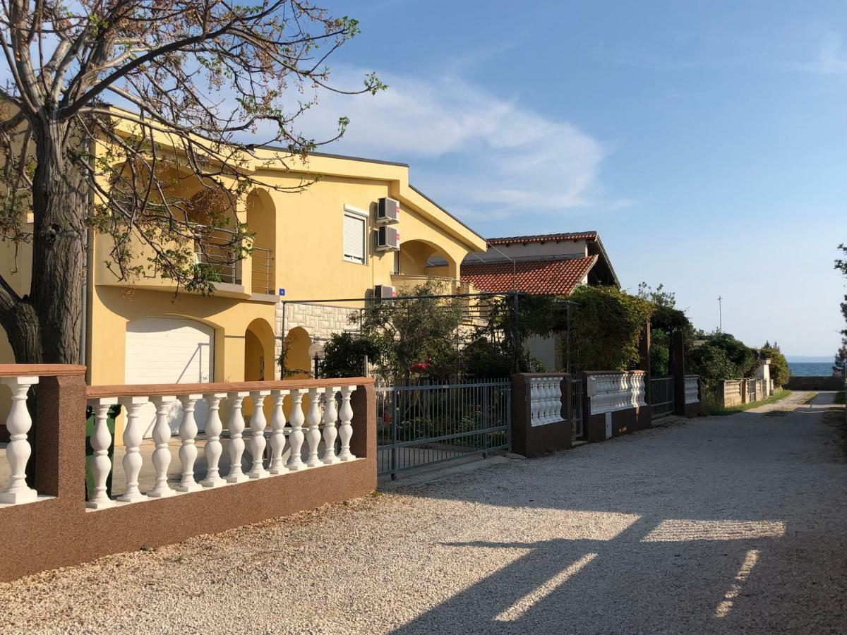 Casa Rada Διαμέρισμα Vir Εξωτερικό φωτογραφία